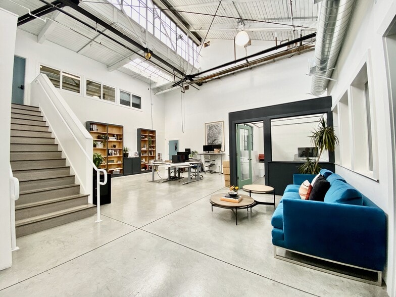More Photos Of 1360 5th St, Berkeley Warehouse For Lease