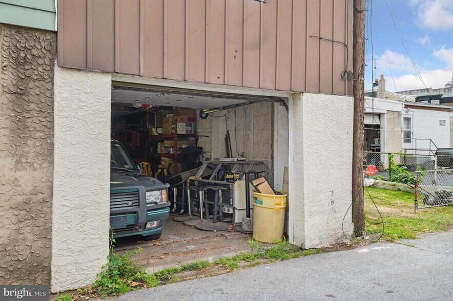 More Photos Of 934 Market St, Marcus Hook Storefront Retail Residential For Sale