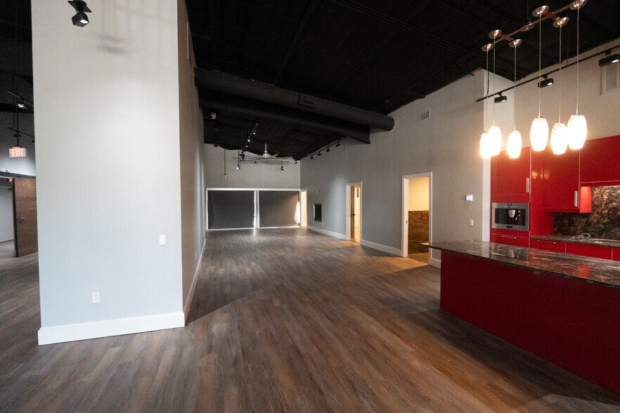 More Photos Of 12633 Shiloh Church Rd, Houston Warehouse For Sale