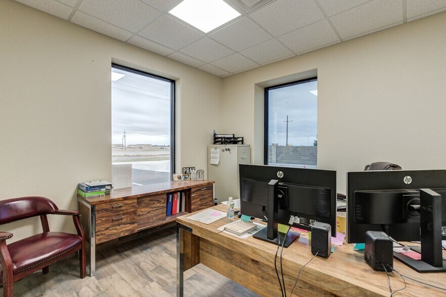 More Photos Of 4805 N Interstate 27, Lubbock Industrial For Sale