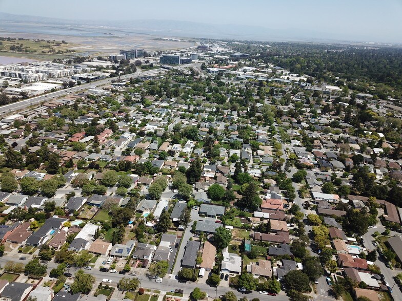 More Photos Of 1024 10th Ave, Redwood City Apartments For Sale