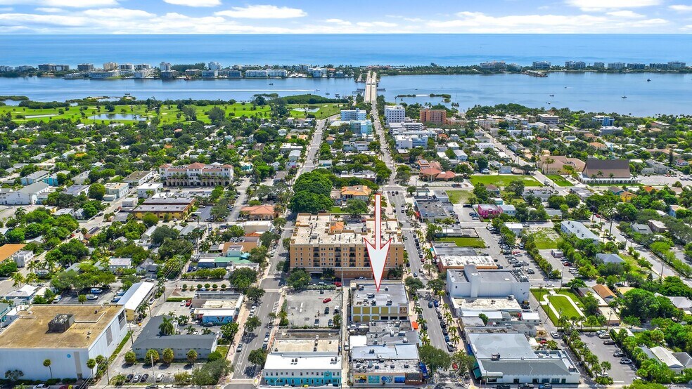 More Photos Of 604 Lake Avenue, Lake Worth Beach Restaurant For Sale