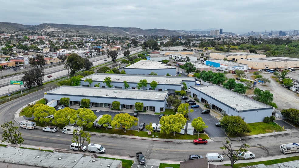 More Photos Of 494 W Calle Primera, San Diego Unknown For Lease