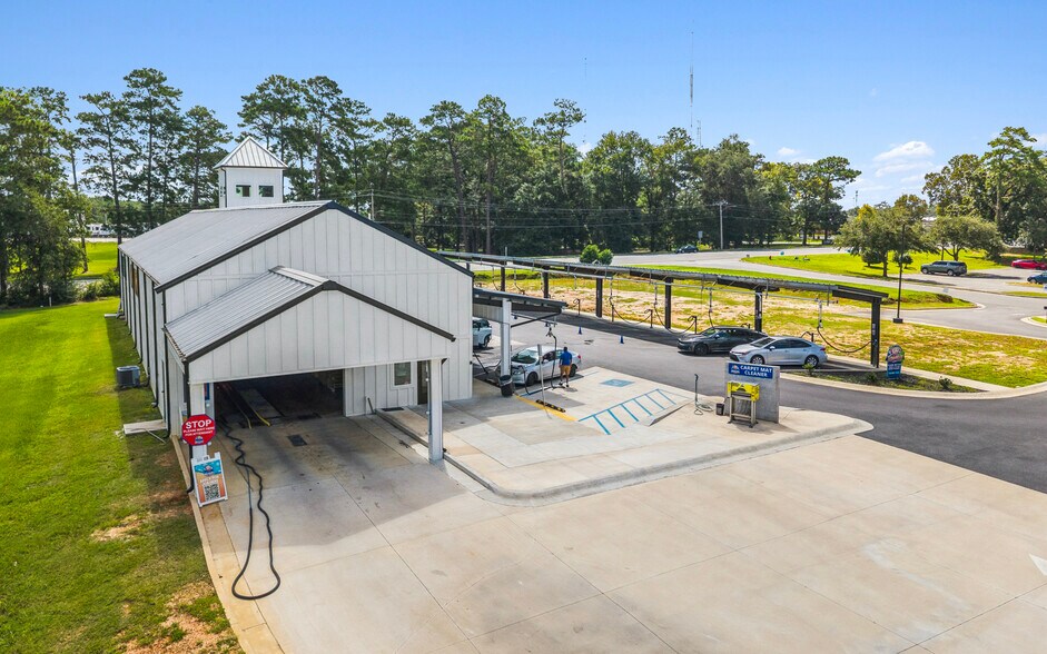 More Photos Of 1920 Pat Thomas Pky, Quincy Carwash For Sale