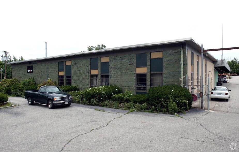 Primary Photo Of 28 Albion Rd, Lincoln Warehouse For Lease