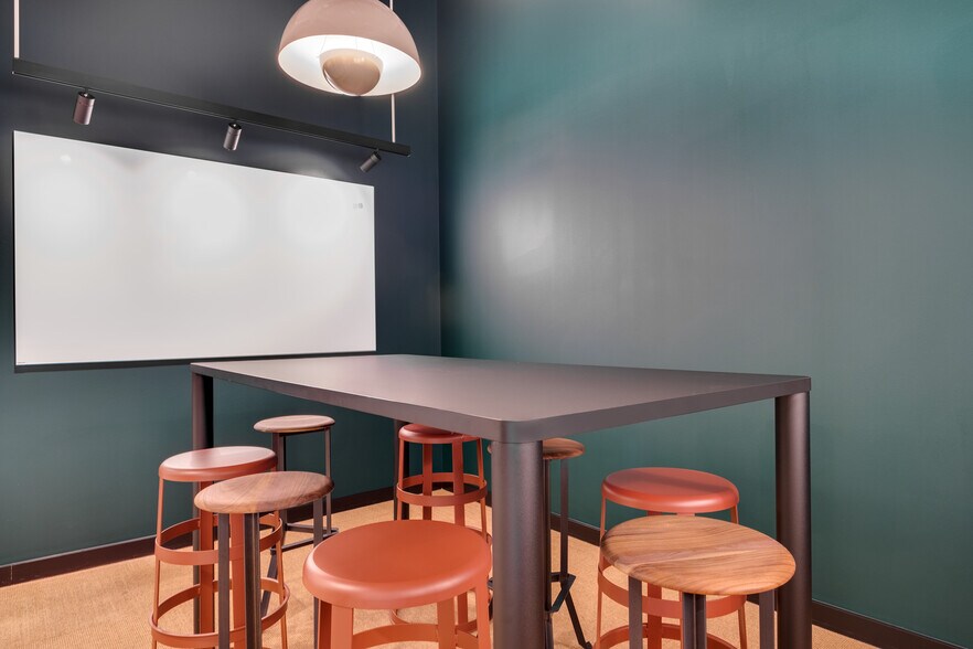 More Photos Of 316 W 12th St, Austin Office For Lease