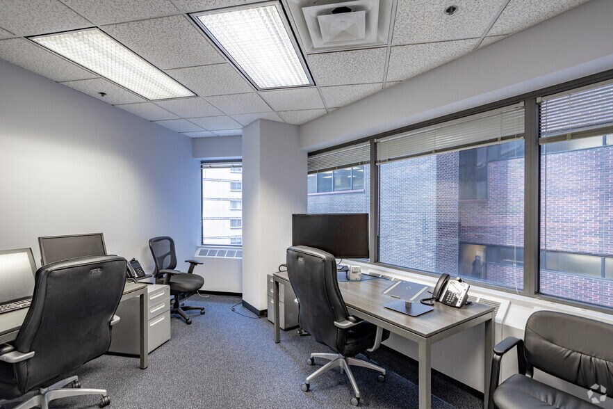 More Photos Of 1835 Market St, Philadelphia Office For Lease
