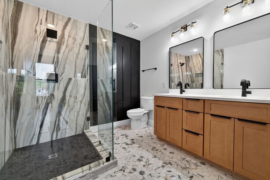 More Photos Of 125 Dashiell St, San Antonio Multifamily For Sale