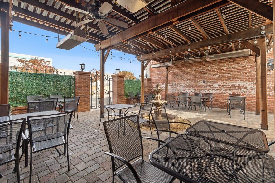 More Photos Of 212 2nd St, Isleton General Retail For Sale