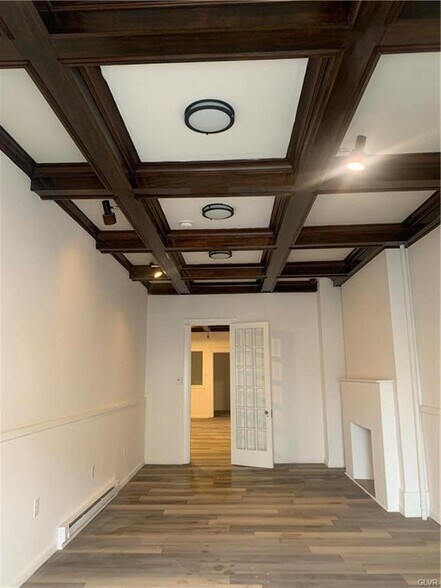 More Photos Of 1119 W Hamilton St, Allentown Office Residential For Lease