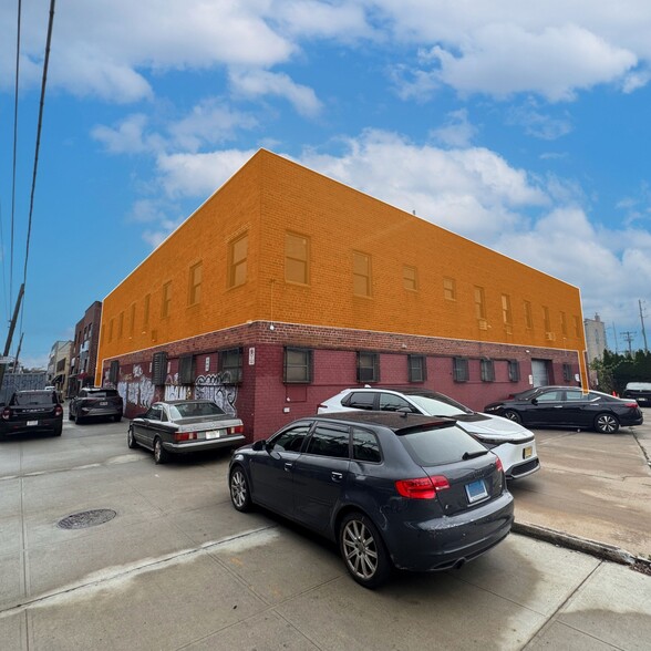 Primary Photo Of 250 Avenue W, Brooklyn Warehouse For Lease