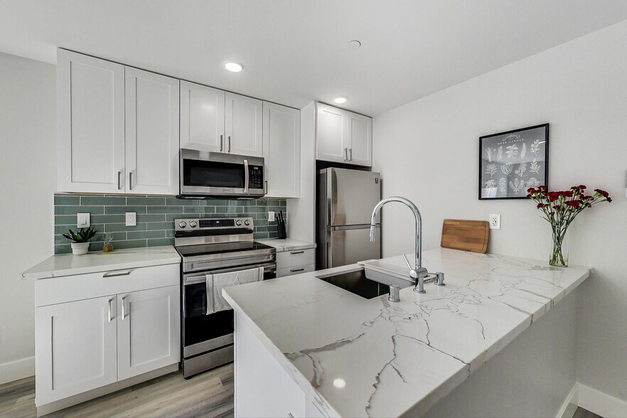 More Photos Of 3411 Adeline St, Berkeley Apartments For Sale