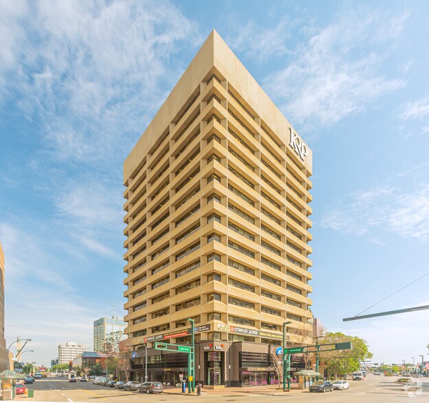 More Photos Of 9888 Jasper Ave NW, Edmonton Office For Lease