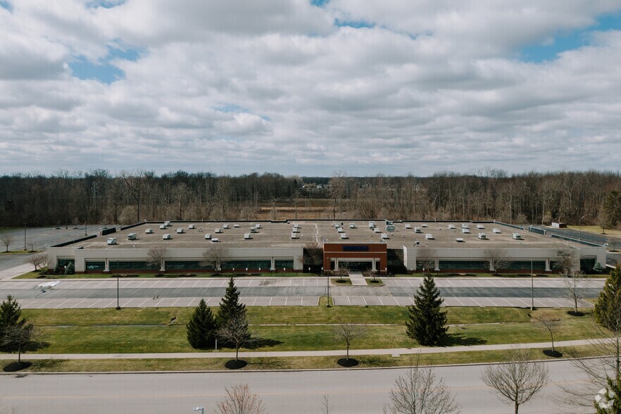 More Photos Of 150 CrossPoint Pky, Amherst Office For Lease