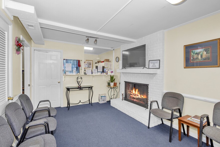 More Photos Of 4145 Columbia Rd, Martinez Medical For Sale