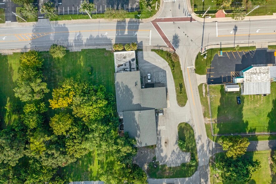 More Photos Of 1412 N Magnolia Ave, Ocala Warehouse For Sale