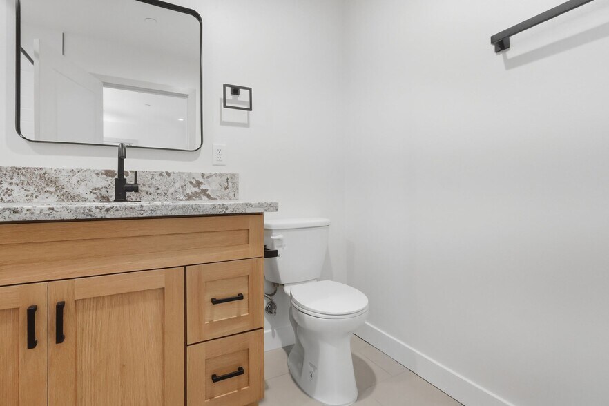 More Photos Of 1507 W 83rd St, Los Angeles Apartments For Sale