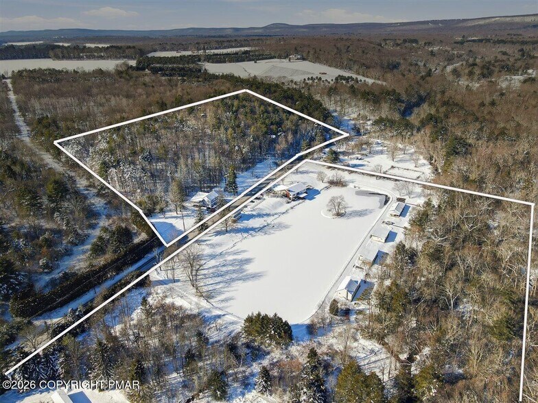 Primary Photo Of 306 Merwinsburg Rd, Effort Apartments For Sale