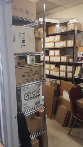 More Photos Of 209 E 11th Ave, Roselle Light Distribution For Sale