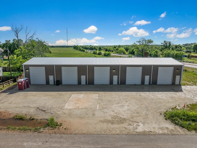 Primary Photo Of 702 HWY 79, Franklin Warehouse For Sale