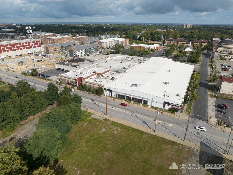 Primary Photo Of 7501 Carnegie Ave, Cleveland Manufacturing For Sale