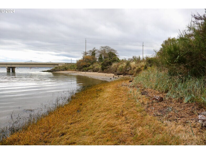 More Photos Of 92851 Trans Pacific Pkwy, North Bend Land For Sale