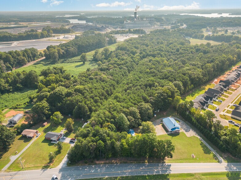 More Photos Of 8137 McDonald Dr, Sherrills Ford Land For Sale