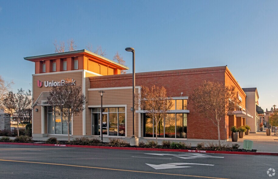 More Photos Of 6774 Bernal Ave, Pleasanton General Retail For Sale