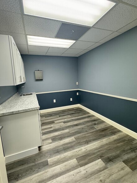 More Photos Of 3875 Nova Rd, Port Orange Medical For Lease