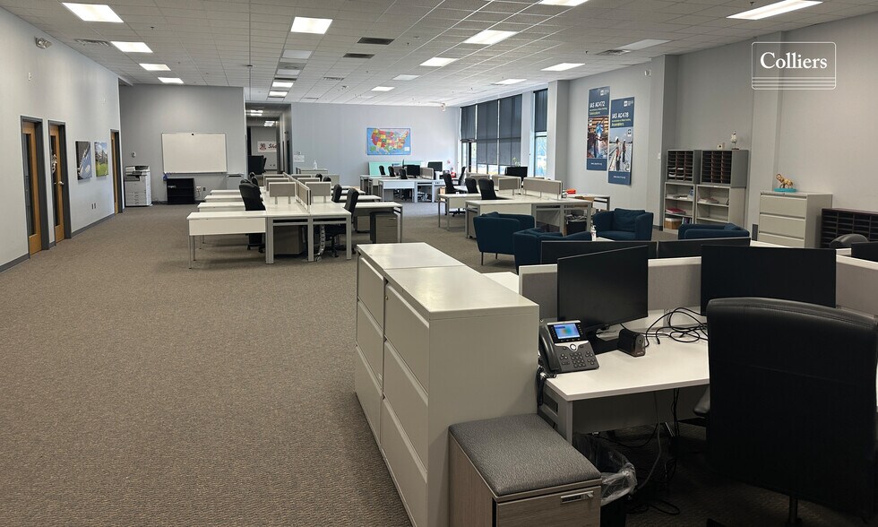More Photos Of 25 Logue Ct, Greenville Warehouse For Lease