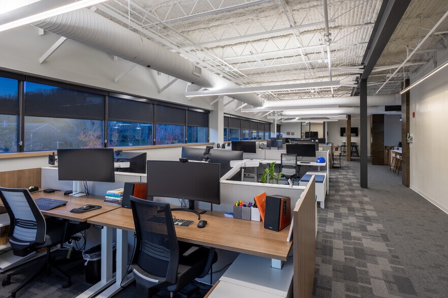 More Photos Of 761 Old Hickory Blvd, Brentwood Office For Lease