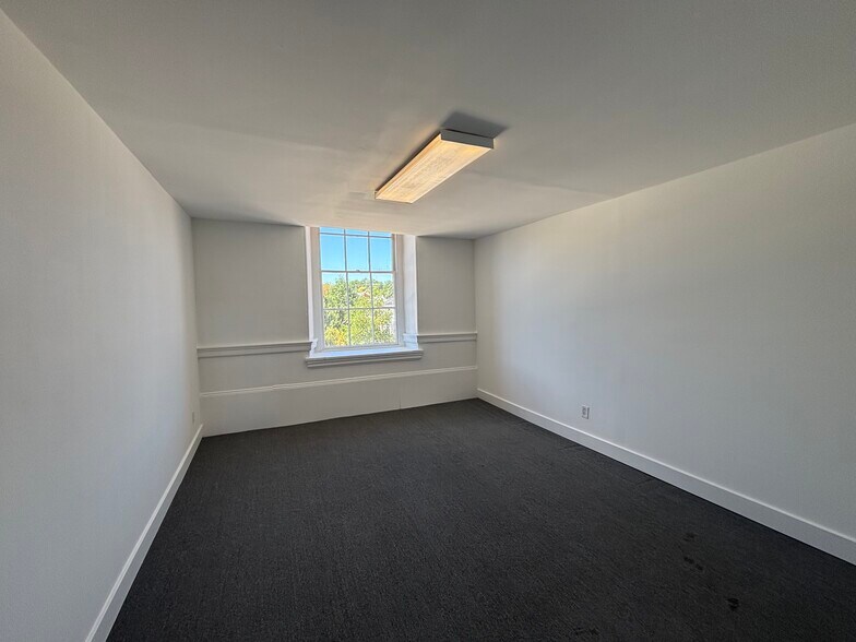 More Photos Of 4200-4206 Ridge Ave, Philadelphia Storefront Retail Office For Lease