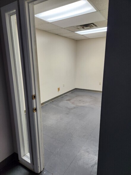 More Photos Of 3225 Highway 31 S, Decatur Industrial For Lease