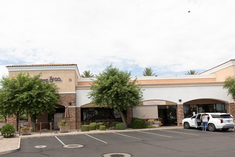 More Photos Of 1325 N Greenfield Rd, Mesa Restaurant For Sale