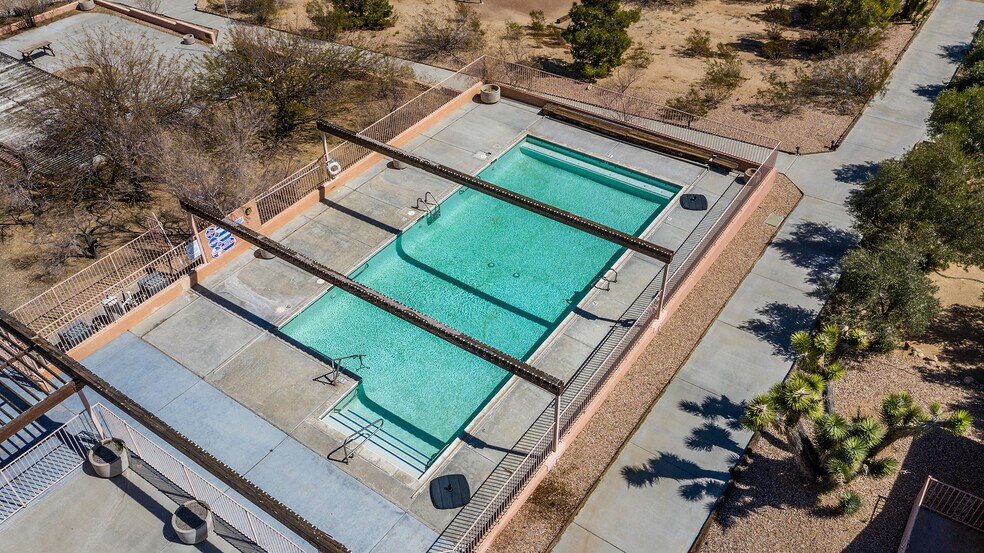 More Photos Of 6889 Sunny Vista Rd, Joshua Tree Lodge Meeting Hall For Sale