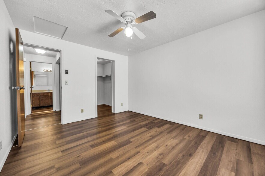 More Photos Of 370 Aria Blvd, Wendover Apartments For Sale