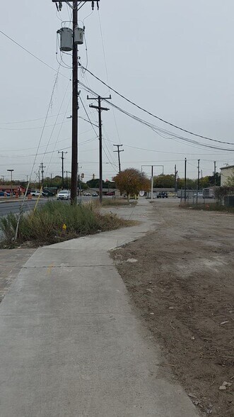 Primary Photo Of 1119 Southcross Blvd, San Antonio Land For Lease