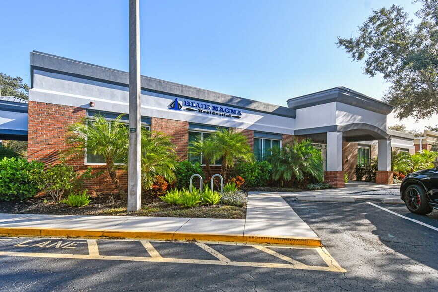 More Photos Of 13095-13099 N Telecom Pky, Tampa Medical For Sale