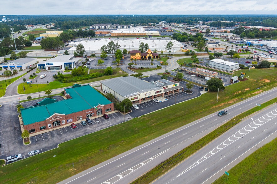 More Photos Of 860 Buckhead Dr, Statesboro Storefront For Sale