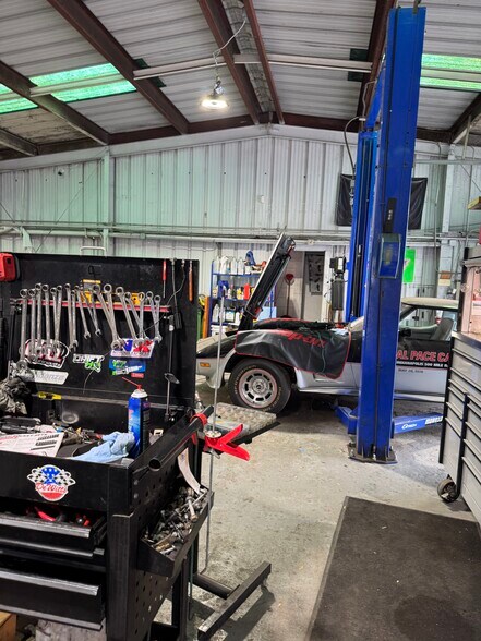 More Photos Of 800 W Sr 434, Longwood Auto Repair For Sale