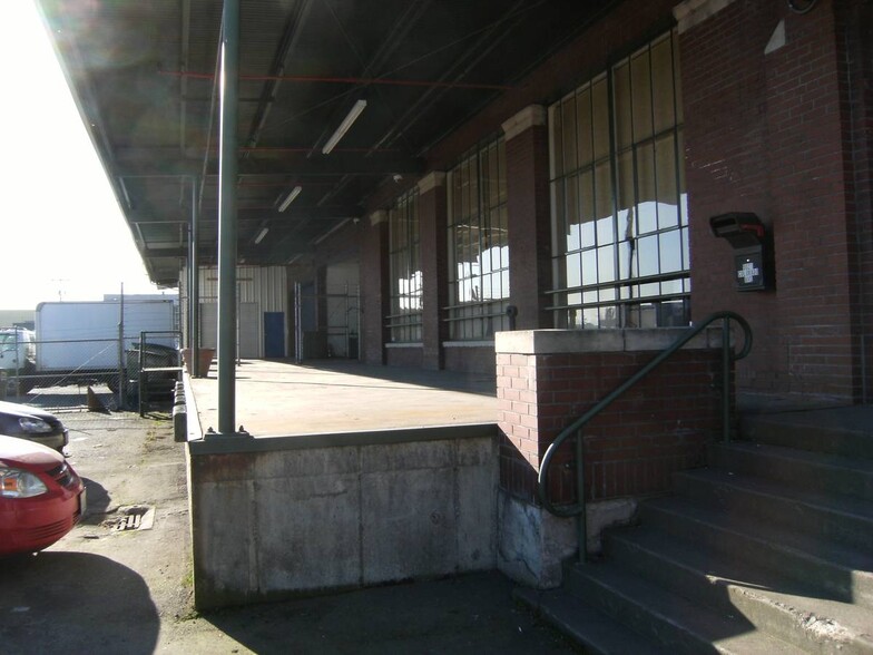 Primary Photo Of 5021 Colorado Ave S, Seattle Warehouse For Lease