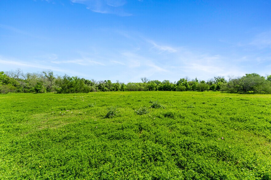 More Photos Of 0 FM 1161, Hungerford Land For Sale