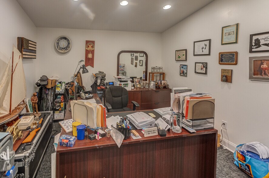 More Photos Of 836 E Highway N, Wentzville Flex For Sale