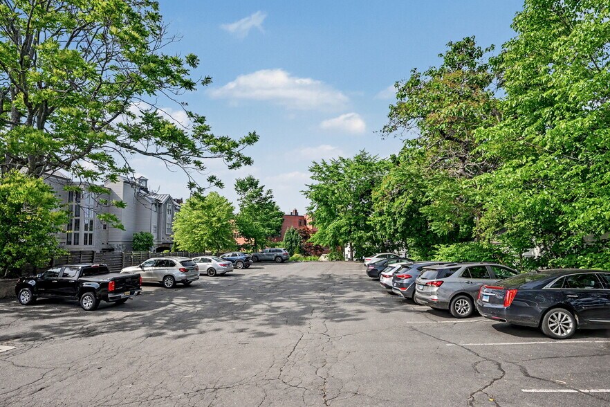 More Photos Of 22-24 East Ave, New Canaan Office For Sale