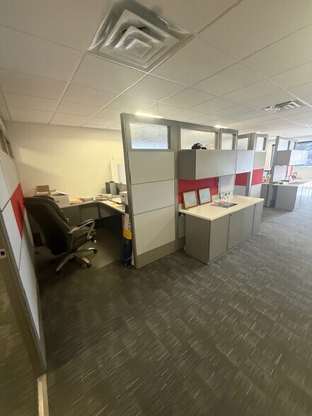 More Photos Of 12618-12620 E 31st St, Tulsa Freestanding For Sale