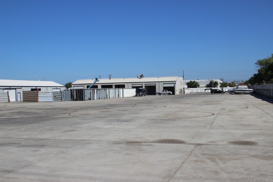 More Photos Of 8540 Elder Creek Rd, Sacramento Unknown For Lease