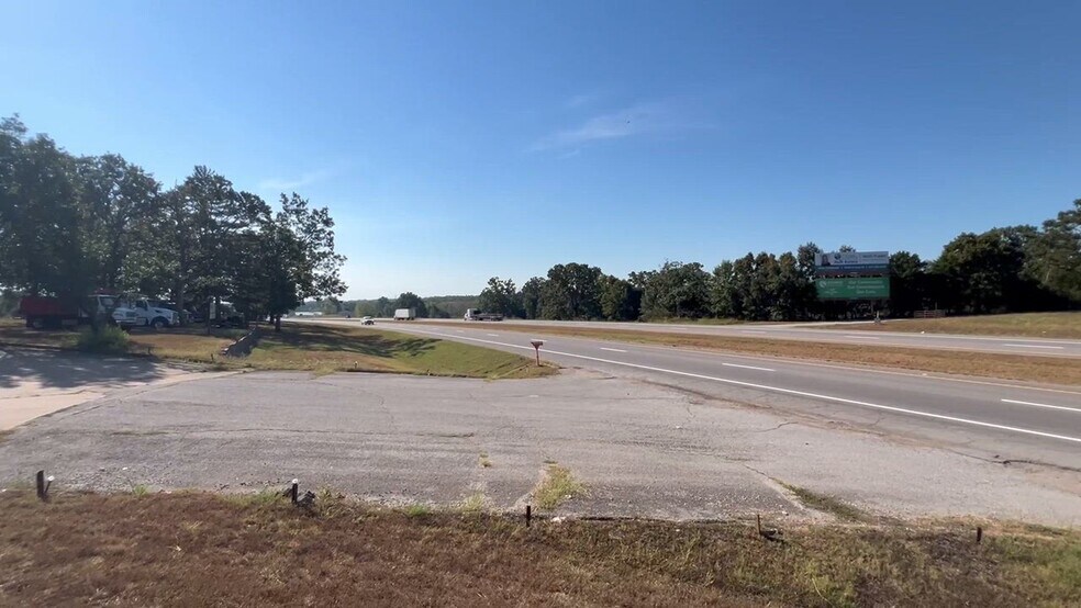 Primary Photo Of 6468 US Highway 63, West Plains Land For Sale