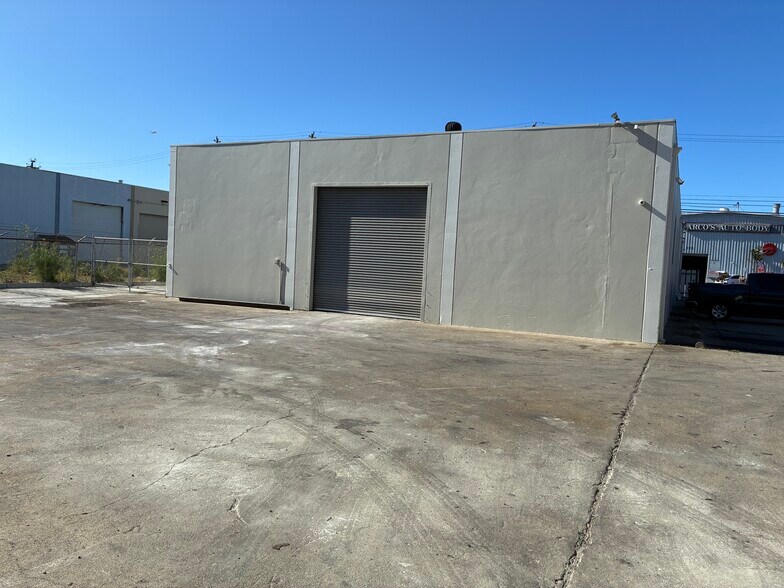 More Photos Of 320 Victory Ave, South San Francisco Warehouse For Lease