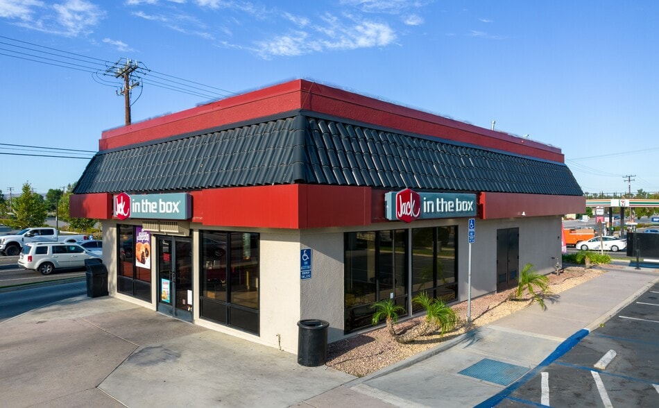 More Photos Of 17022-17736 Van Buren Blvd, Riverside Unknown For Lease