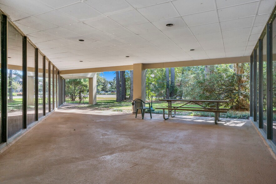 More Photos Of 1776 Woodstead Ct, The Woodlands Office For Sale